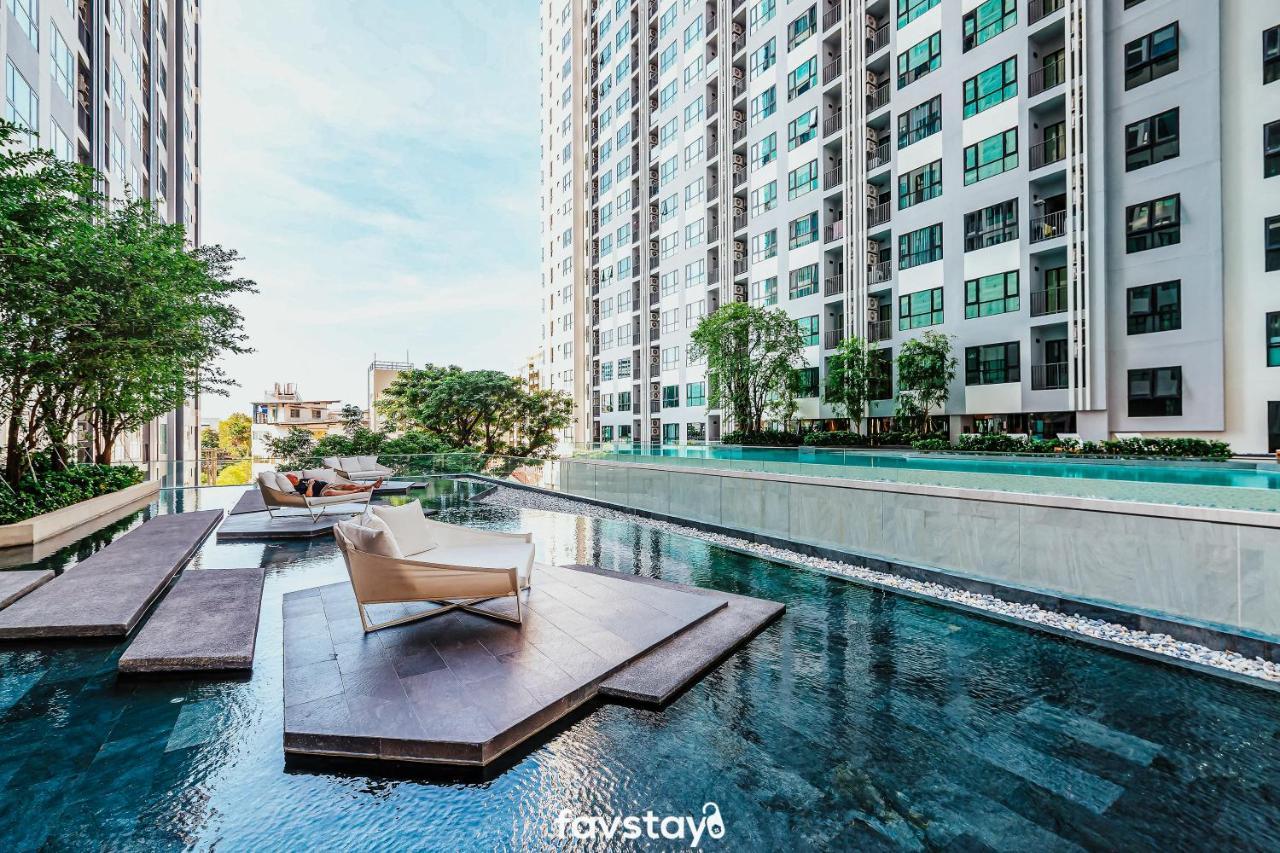 Favstay - The Base Central Pattaya Exterior photo